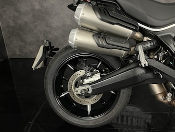 Used Ducati SCRAMBLER 1100 PRO DARK 2021 for sale - bike-77868150: Photo