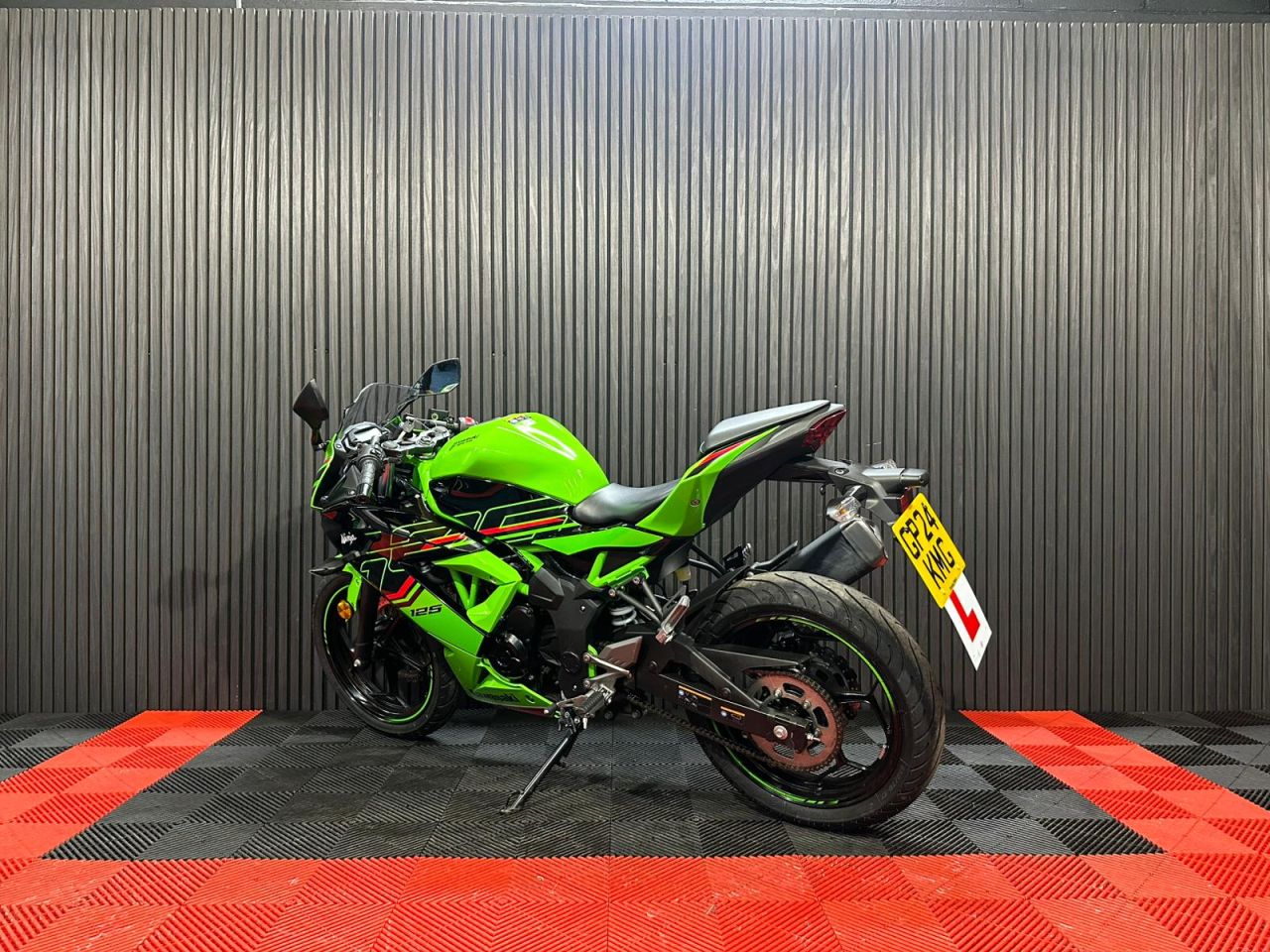 Used Kawasaki Ninja 125 for sale - 78434651: Photo 8