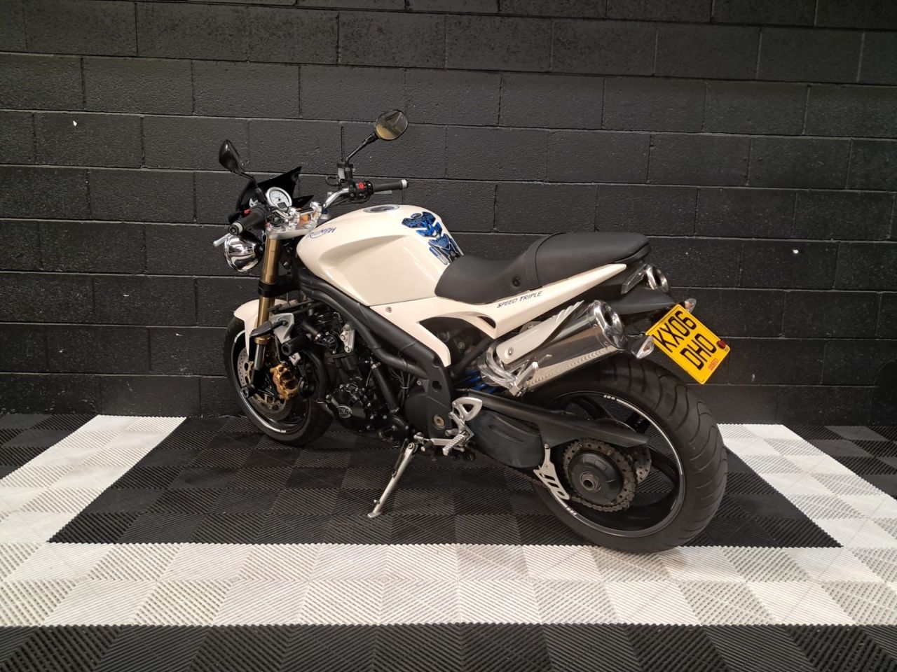 Used Triumph Speed Triple 1050 for sale - 78435416: Photo 11