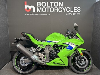 Used Kawasaki Ninja 125 undefined for sale - bike-77865756: Photo