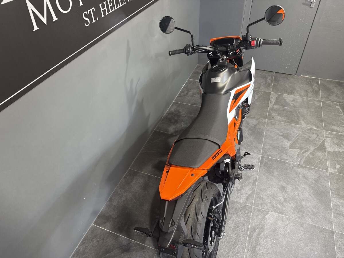 KTM 390 SMC R
