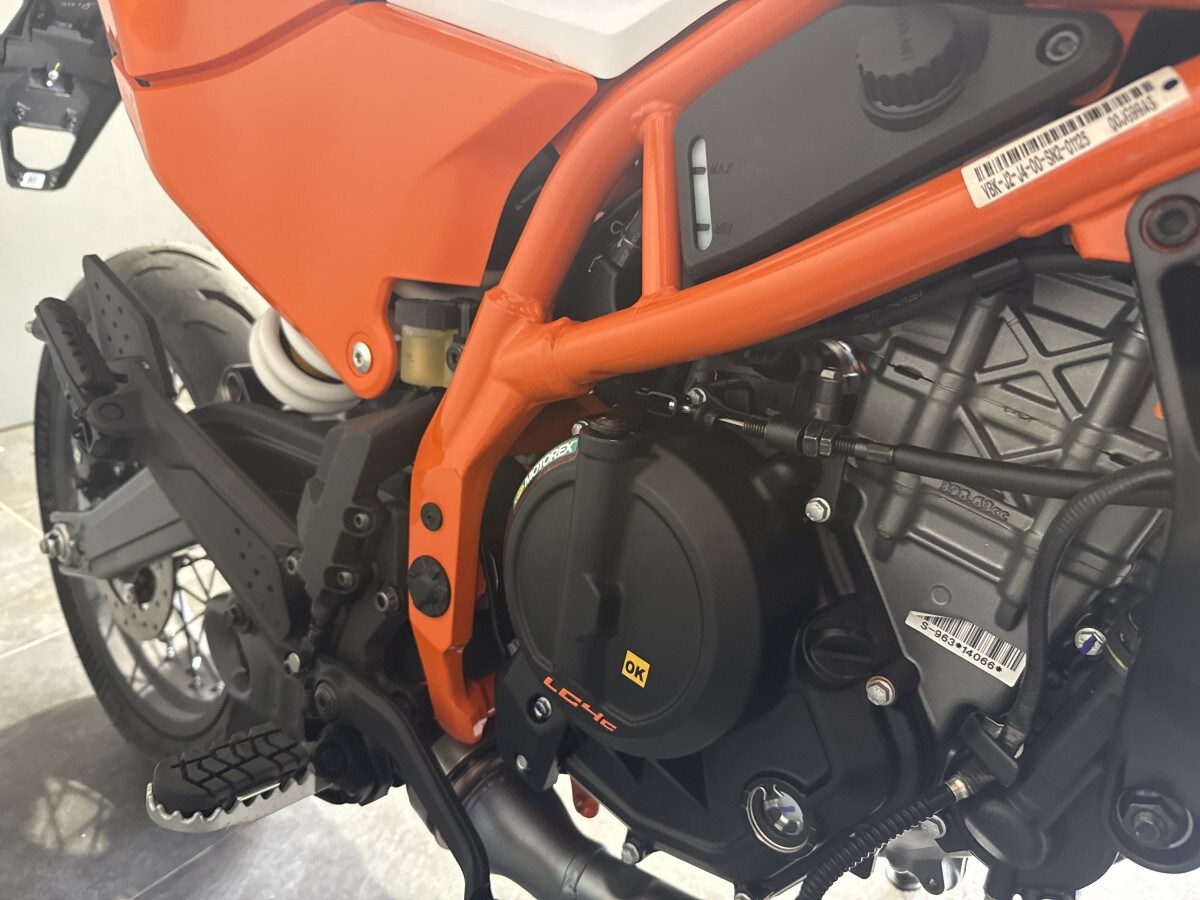 KTM 390 SMC R