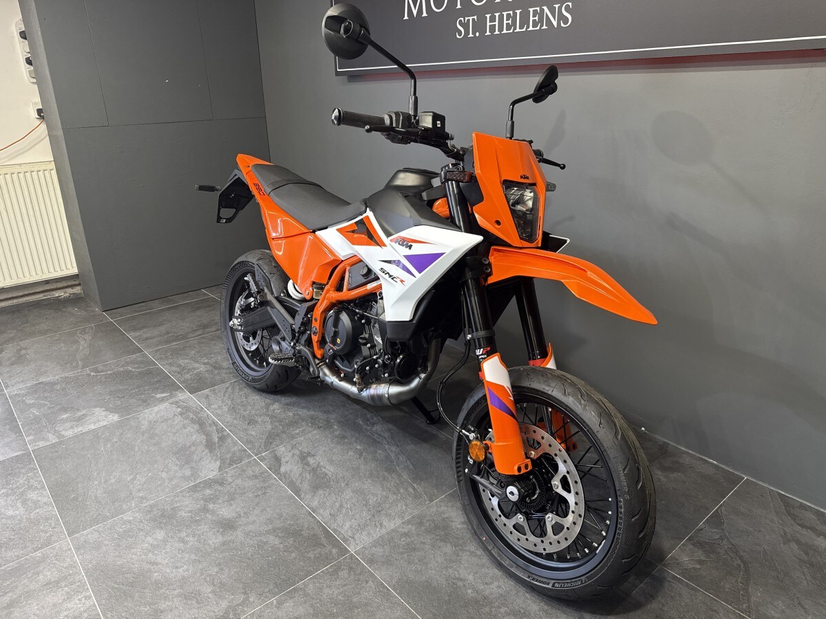 KTM 390 SMC R