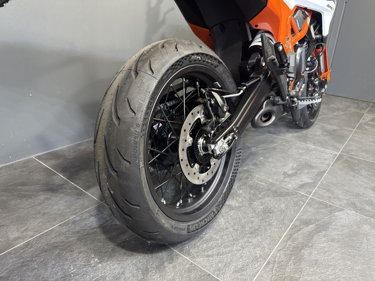 KTM 390 SMC R
