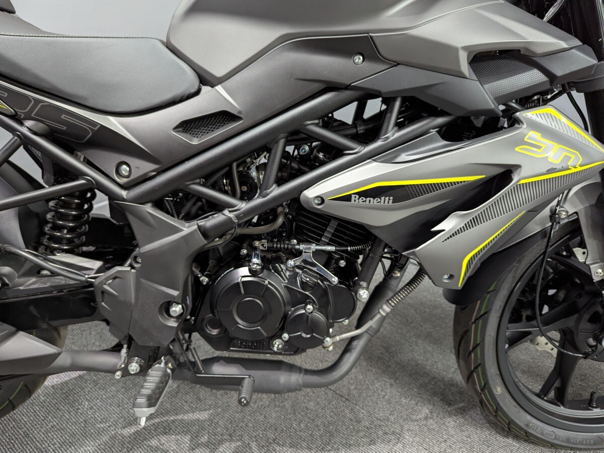 Benelli BN125 • EX DISPLAY •