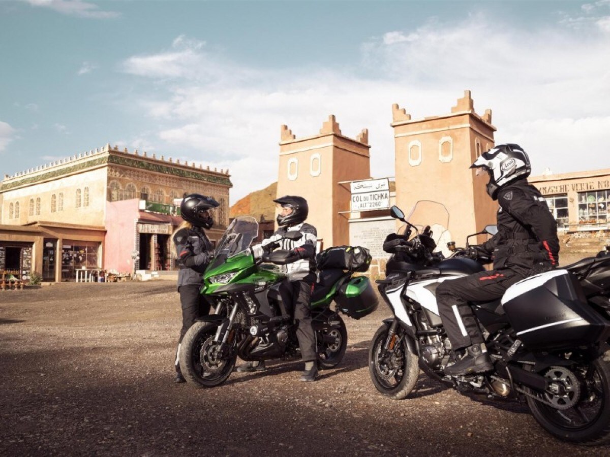 Kawasaki Versys 1000 SE KLZ1000DRFNN BK1/GY1