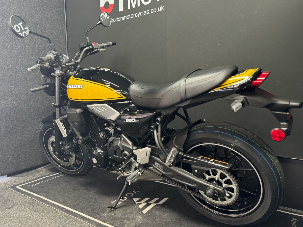 Kawasaki Z650 RS ER650RRSFBB