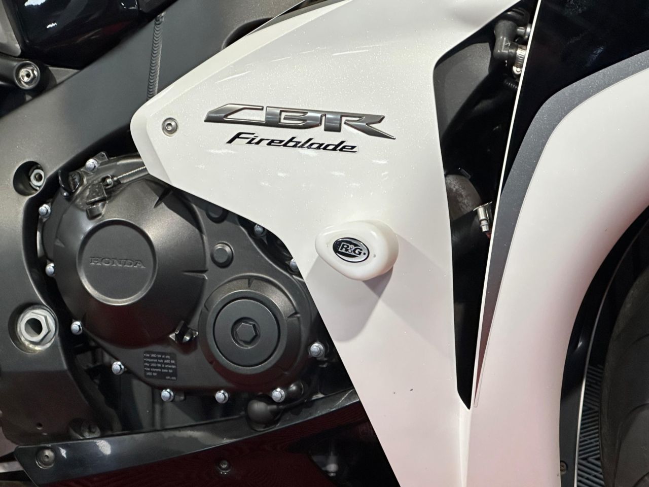 Used Honda CBR1000RR Fireblade for sale - 78435153: Photo 14