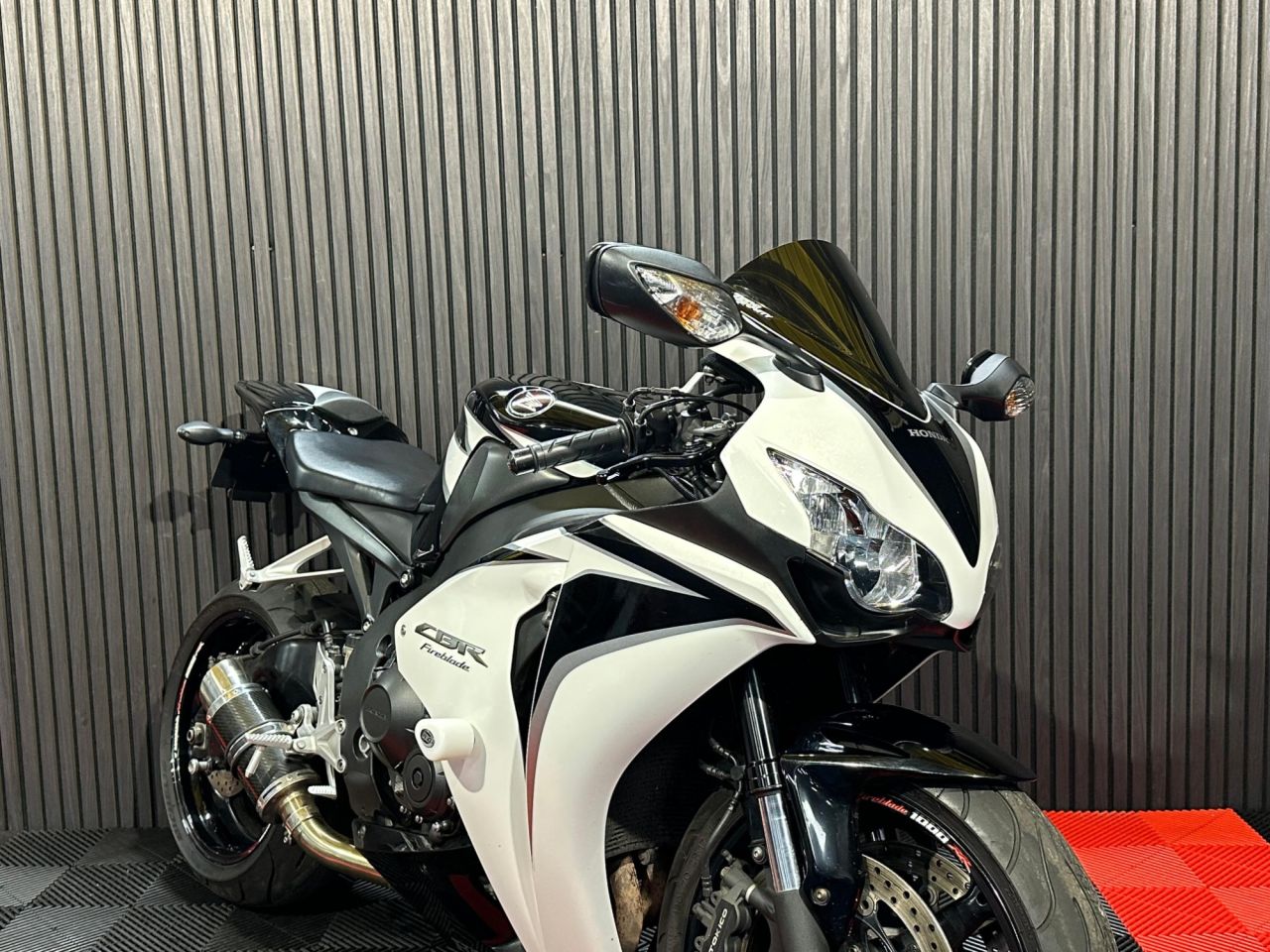 Used Honda CBR1000RR Fireblade for sale - 78435153: Photo 9