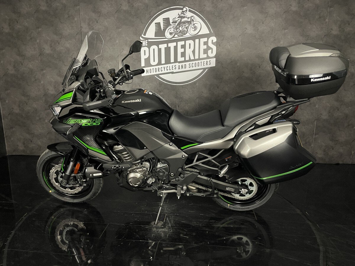 Kawasaki Versys 1000-S Grand Tourer KLZ1000ERFNN BK1/GY1