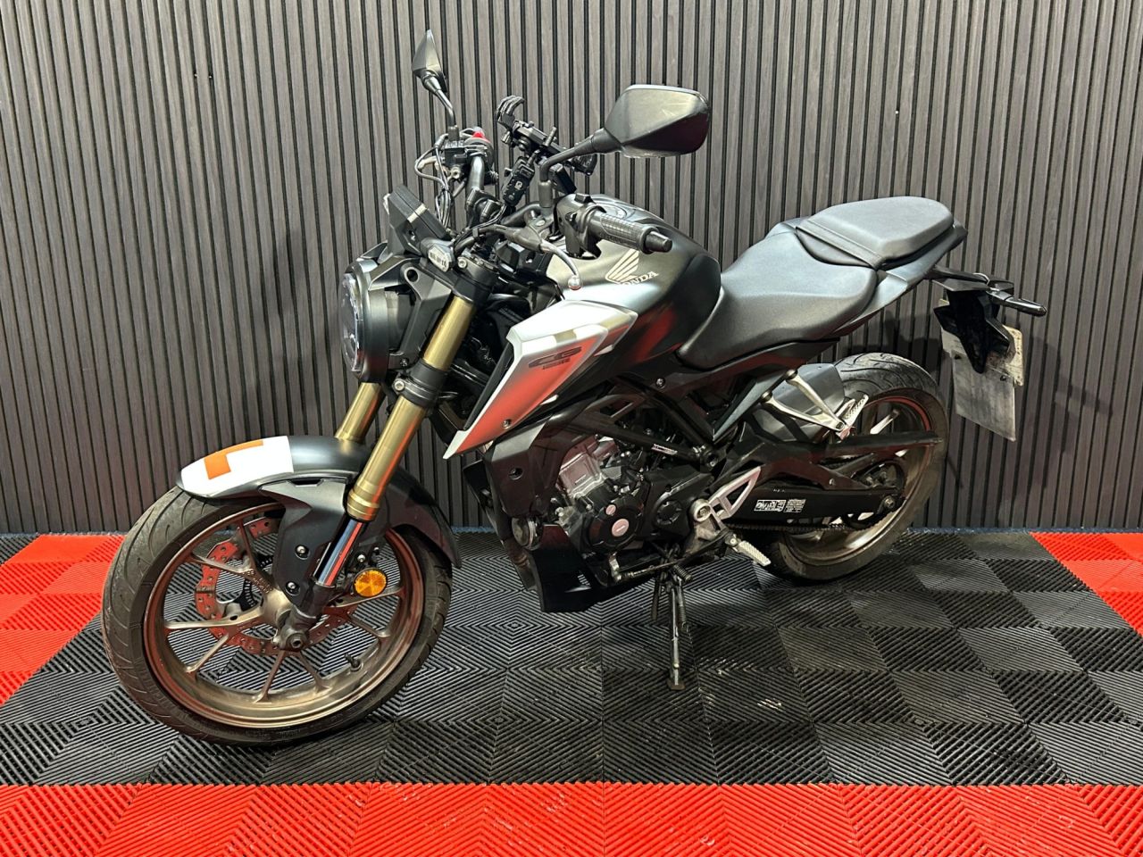 Used Honda CB125R for sale - 78434430: Photo 10