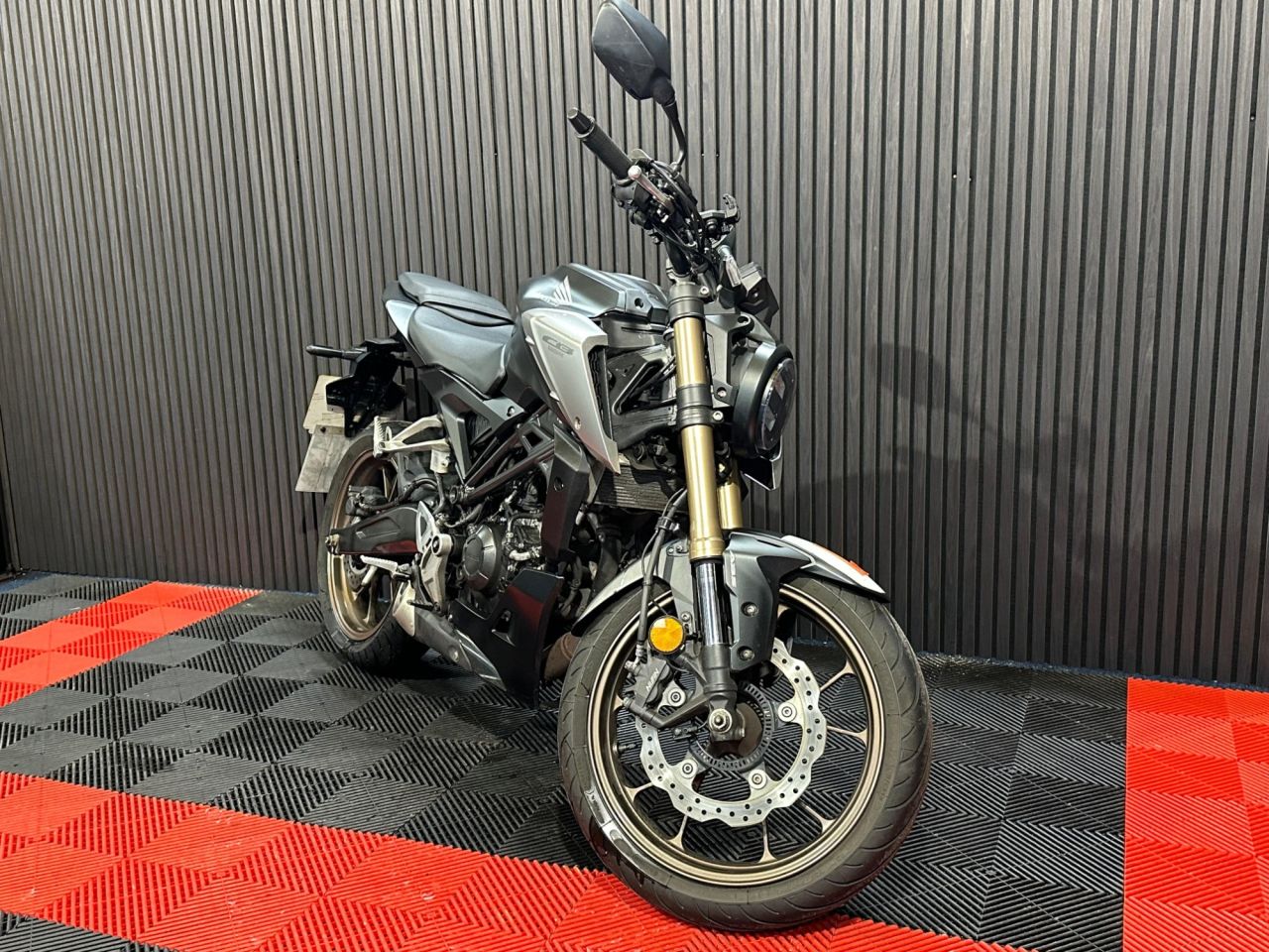 Used Honda CB125R for sale - 78434430: Photo 9