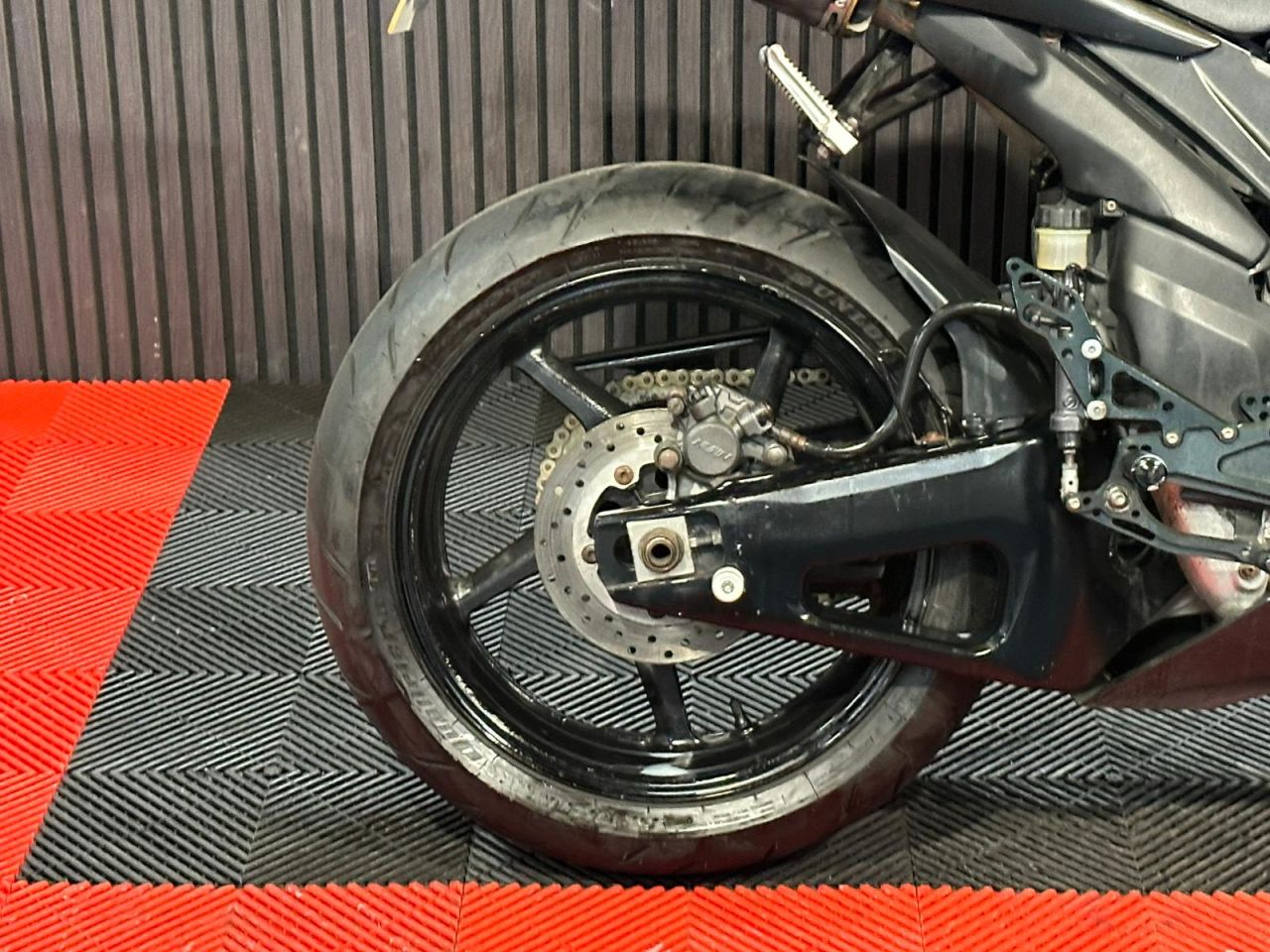 Used Yamaha R1 for sale - 78552440: Photo 14