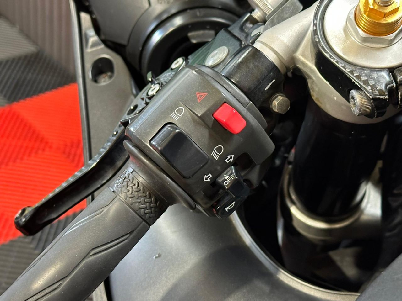 Used Yamaha R1 for sale - 78552440: Photo 20