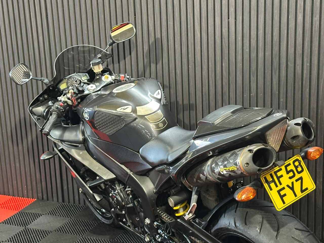 Used Yamaha R1 for sale - 78552440: Photo 24