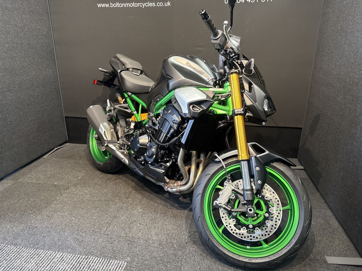 Kawasaki Z900 SE ZR900