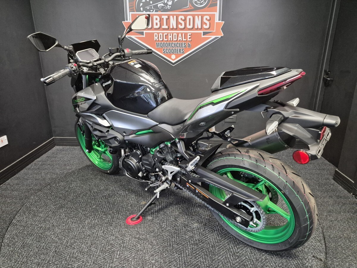 Kawasaki Z500 SE Performance