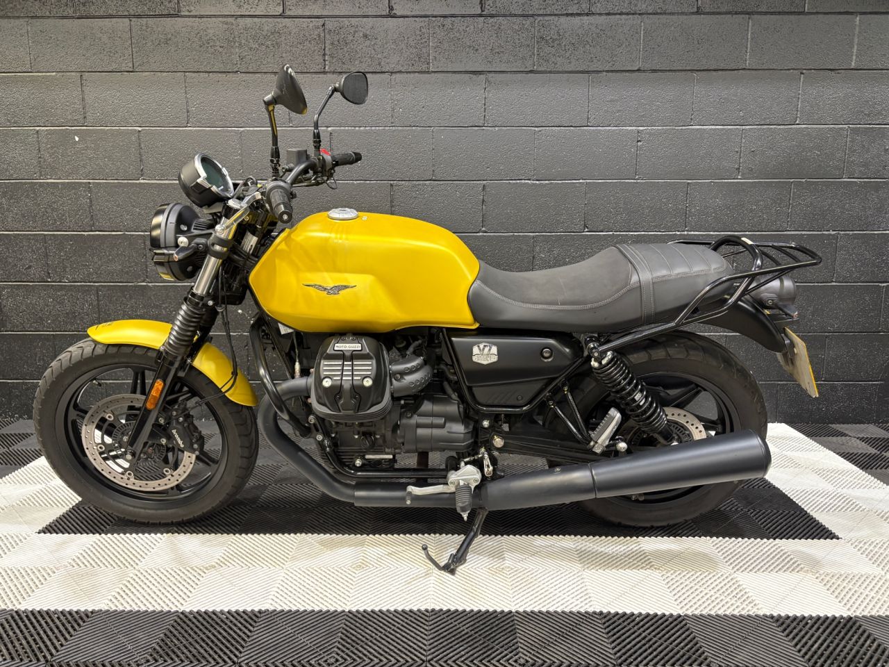 Used Moto Guzzi V7 for sale - 78435539: Photo 8