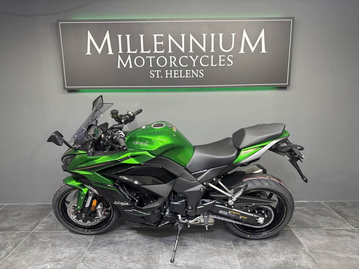 Kawasaki Ninja 1100SX SE ZX1100JSFAN