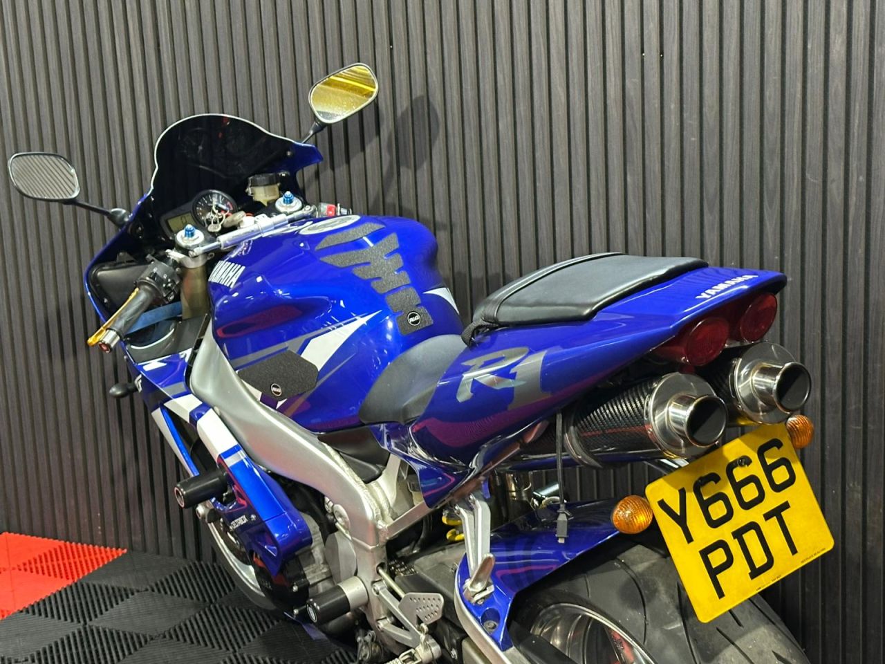 Used Yamaha R1 for sale - 78435501: Photo 13