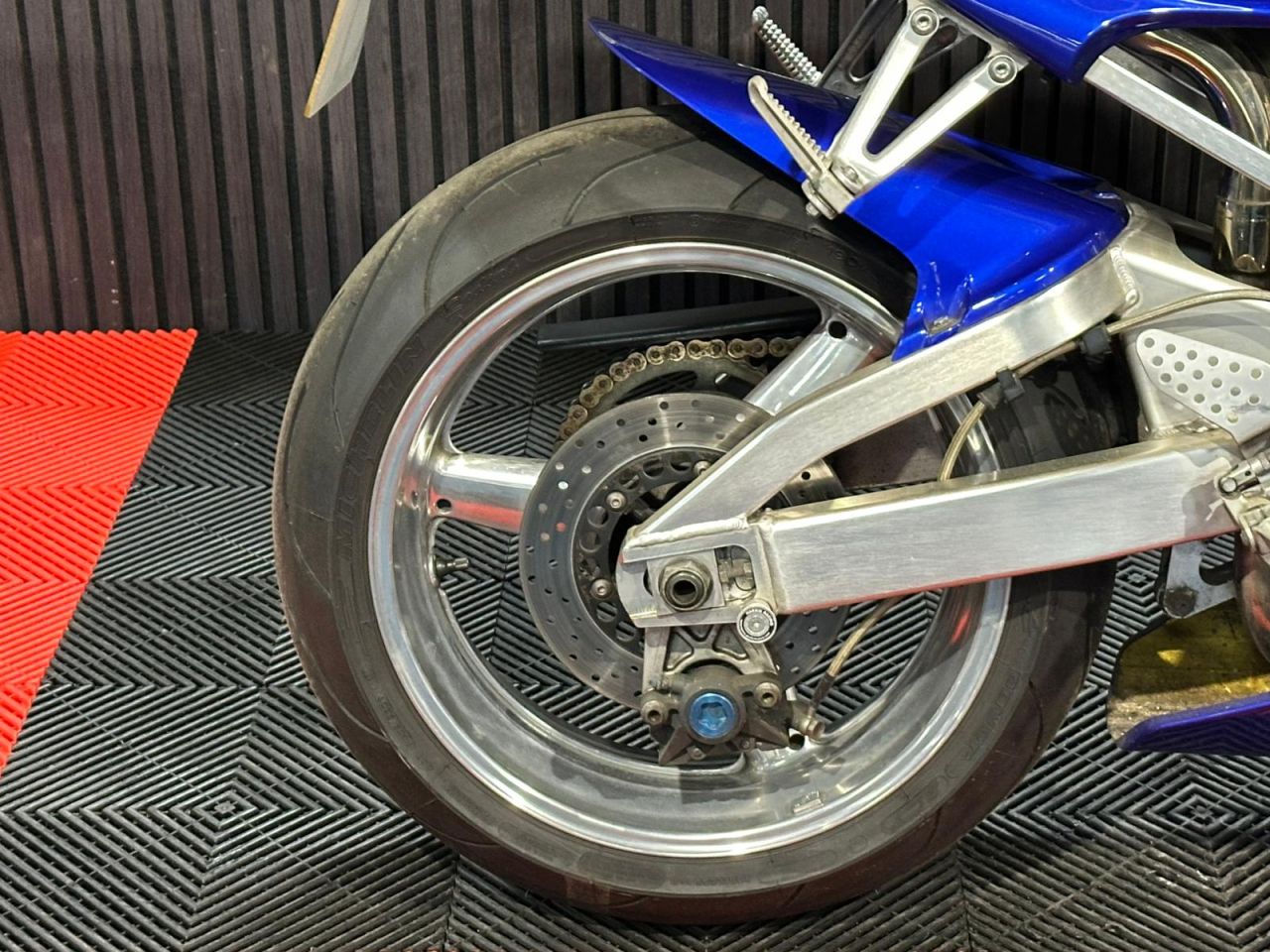 Used Yamaha R1 for sale - 78435501: Photo 14