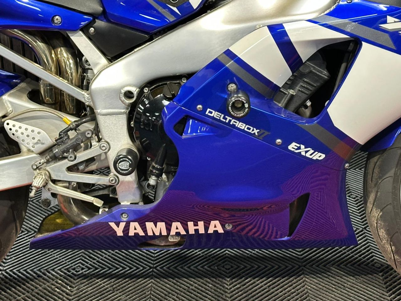 Used Yamaha R1 for sale - 78435501: Photo 15