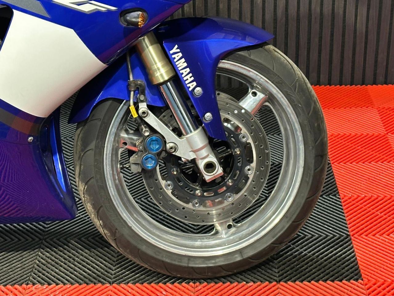 Used Yamaha R1 for sale - 78435501: Photo 16
