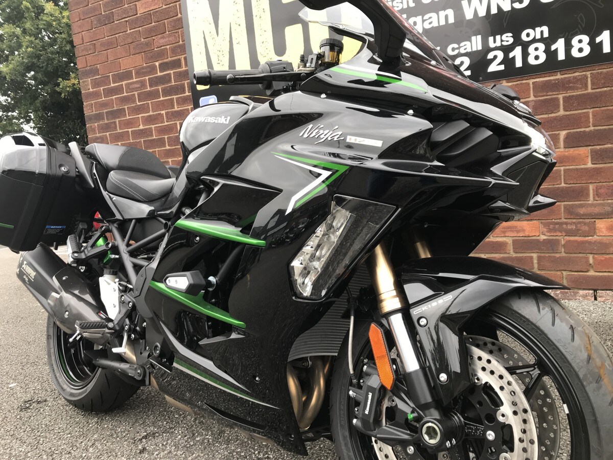 Kawasaki Ninja H2SX Performance Tourer ZX1002PPFNN BK1