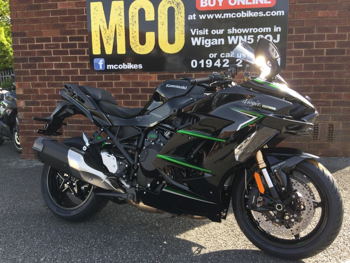 Kawasaki Ninja H2SX Performance Tourer ZX1002PPFNN BK1