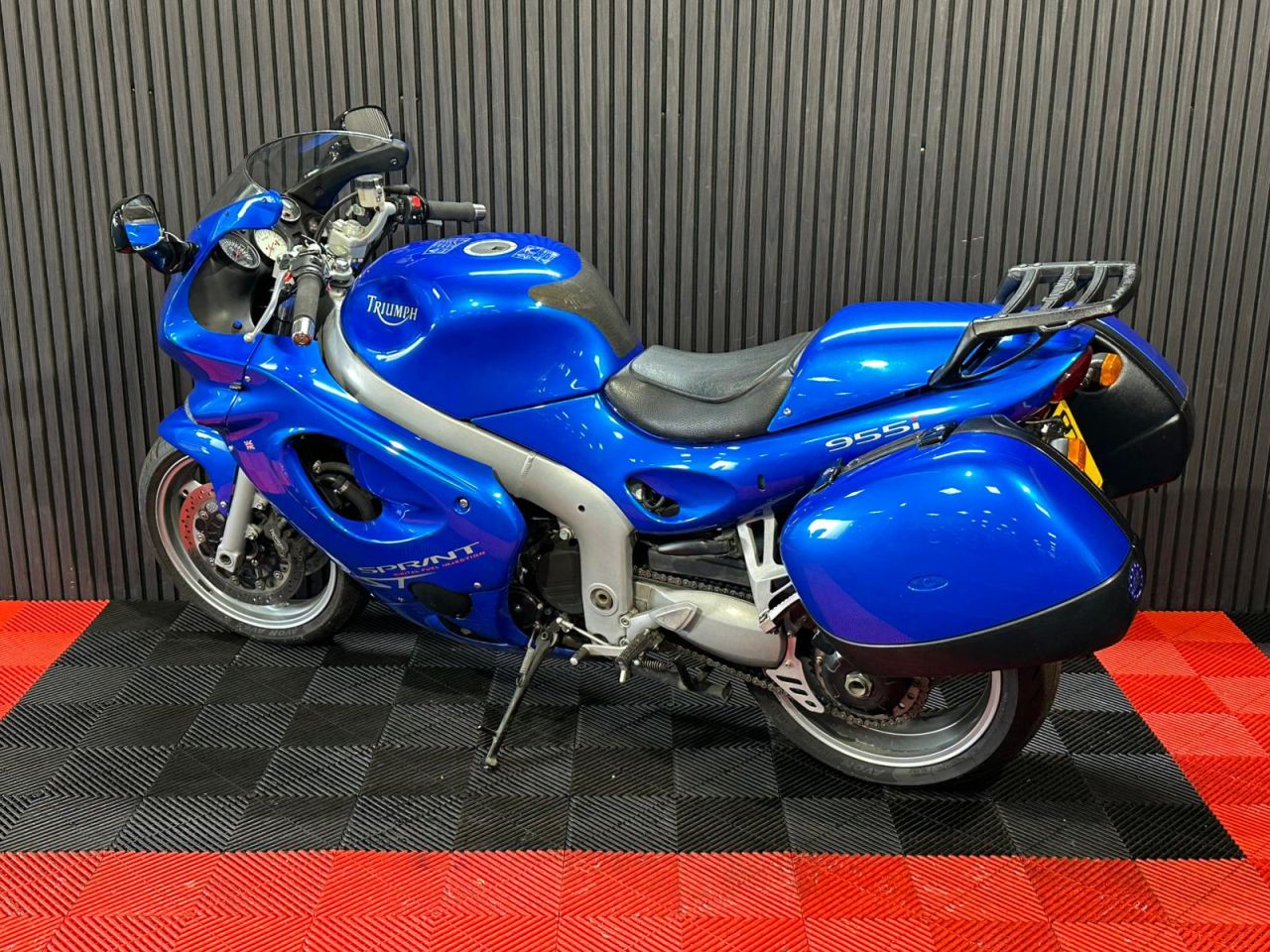Used Triumph Sprint ST 955 for sale - 78736886: Photo 11