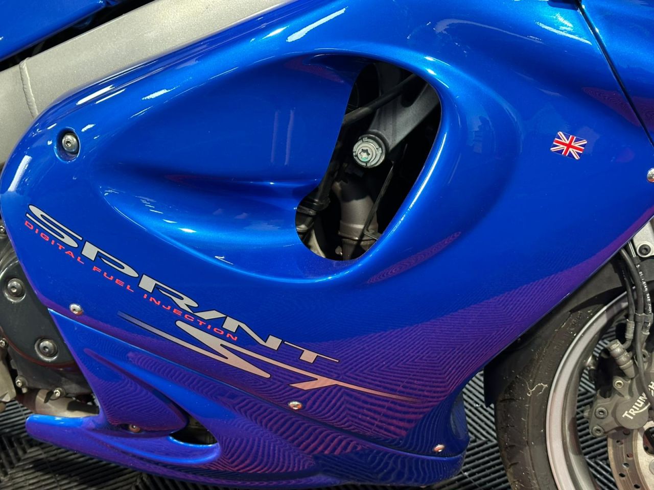 Used Triumph Sprint ST 955 for sale - 78736886: Photo 16