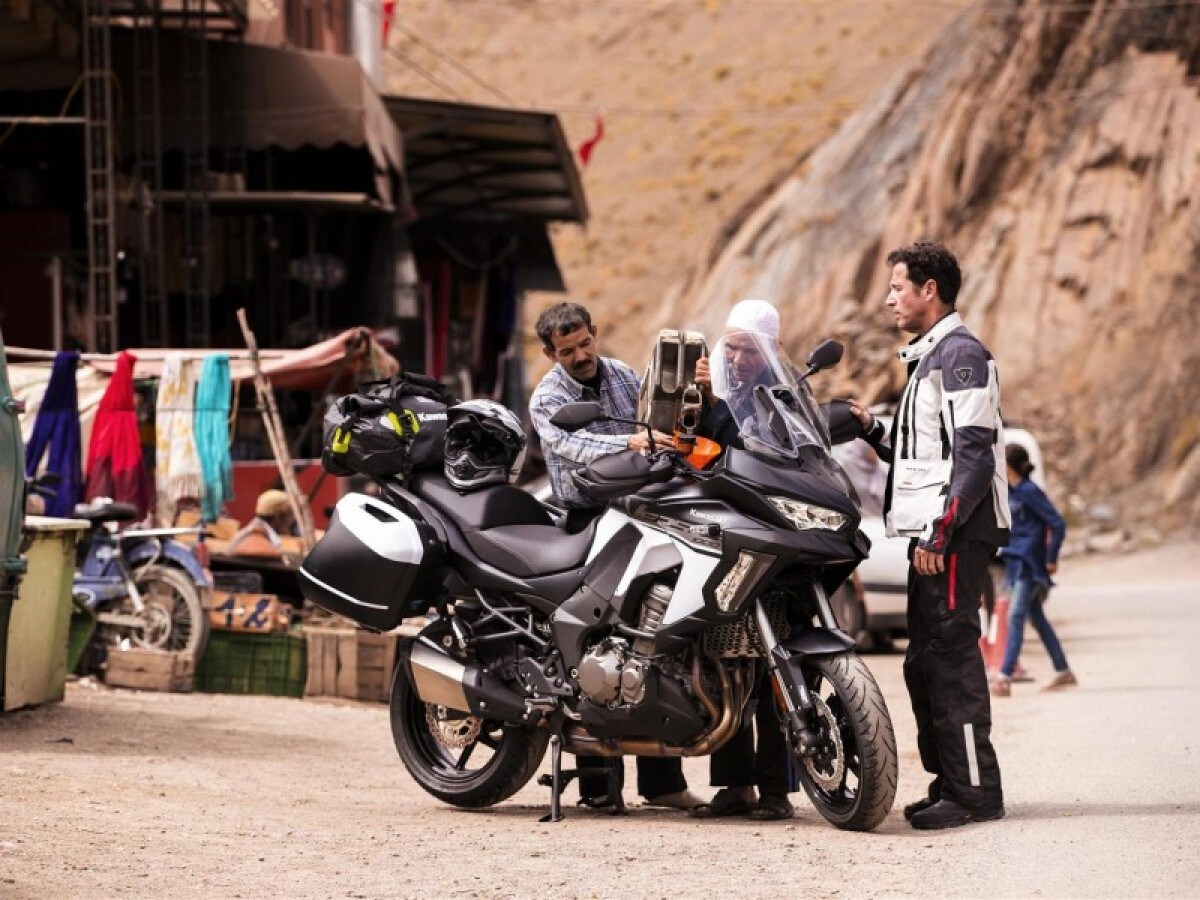 Kawasaki Versys 1000 SE GT KLZ1000DRFNN BK1