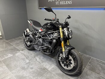 Used Benelli 752 S undefined for sale - bike-77866296: Photo