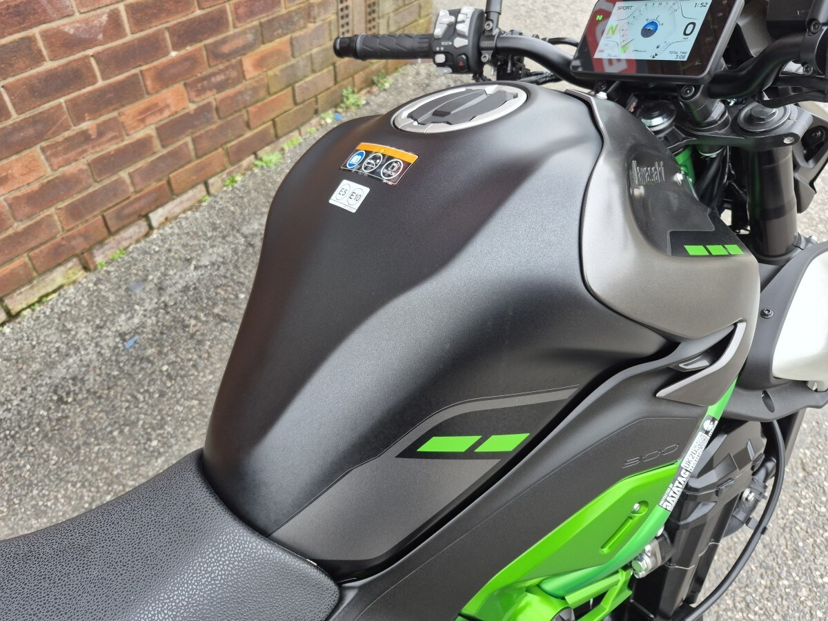 Kawasaki ZR900SSFAN Z900 EX-DEMO