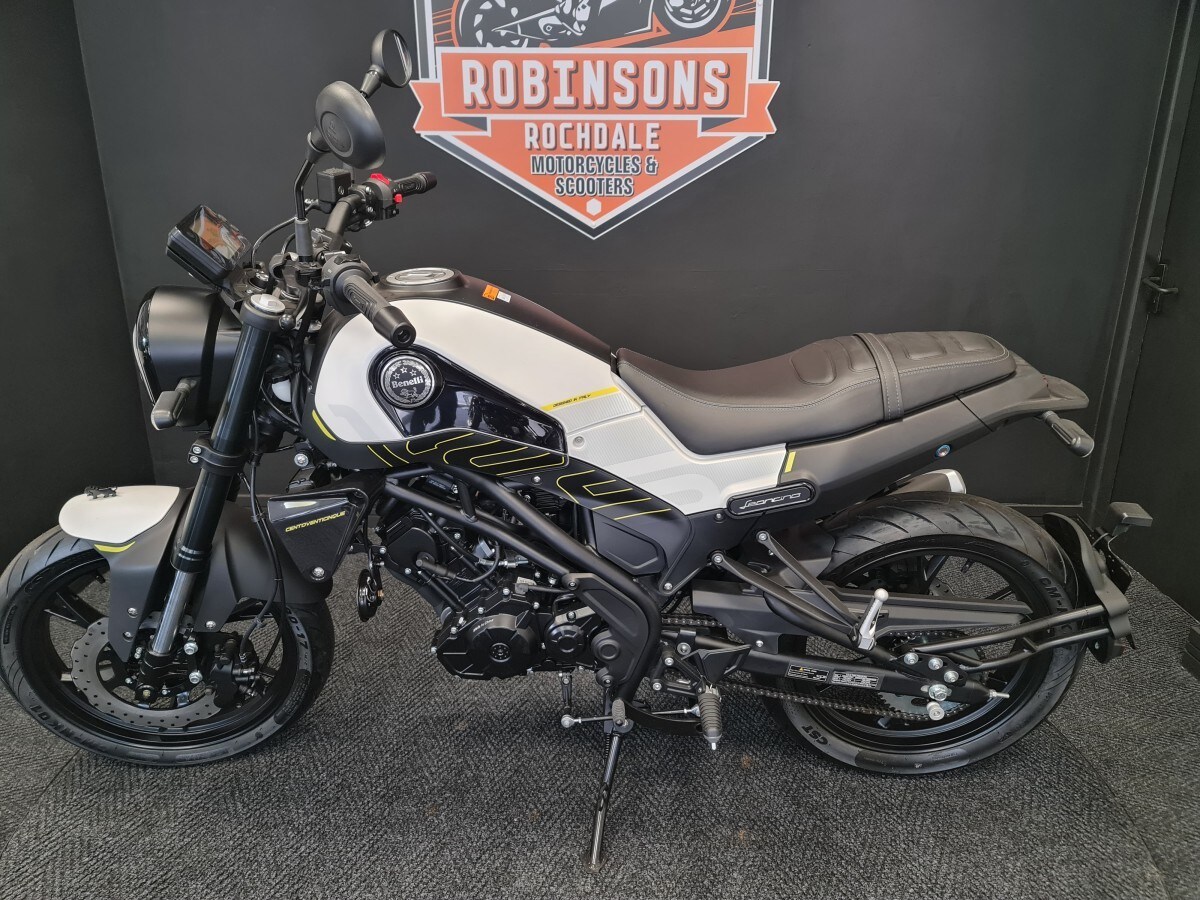 Benelli Leoncino 125cc