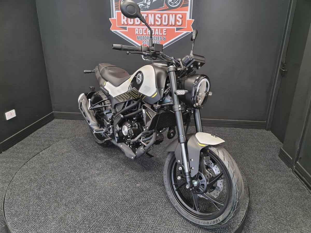 Benelli Leoncino 125cc