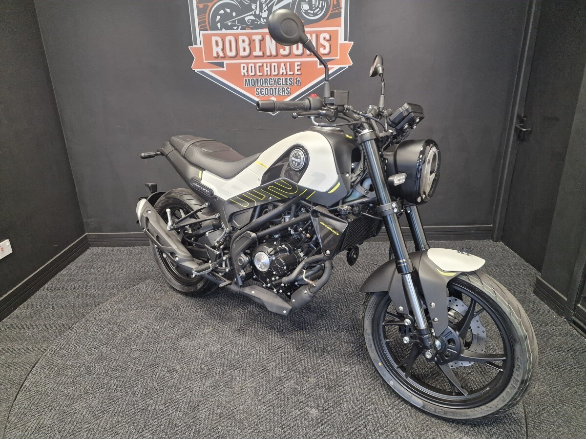 Benelli Leoncino 125cc
