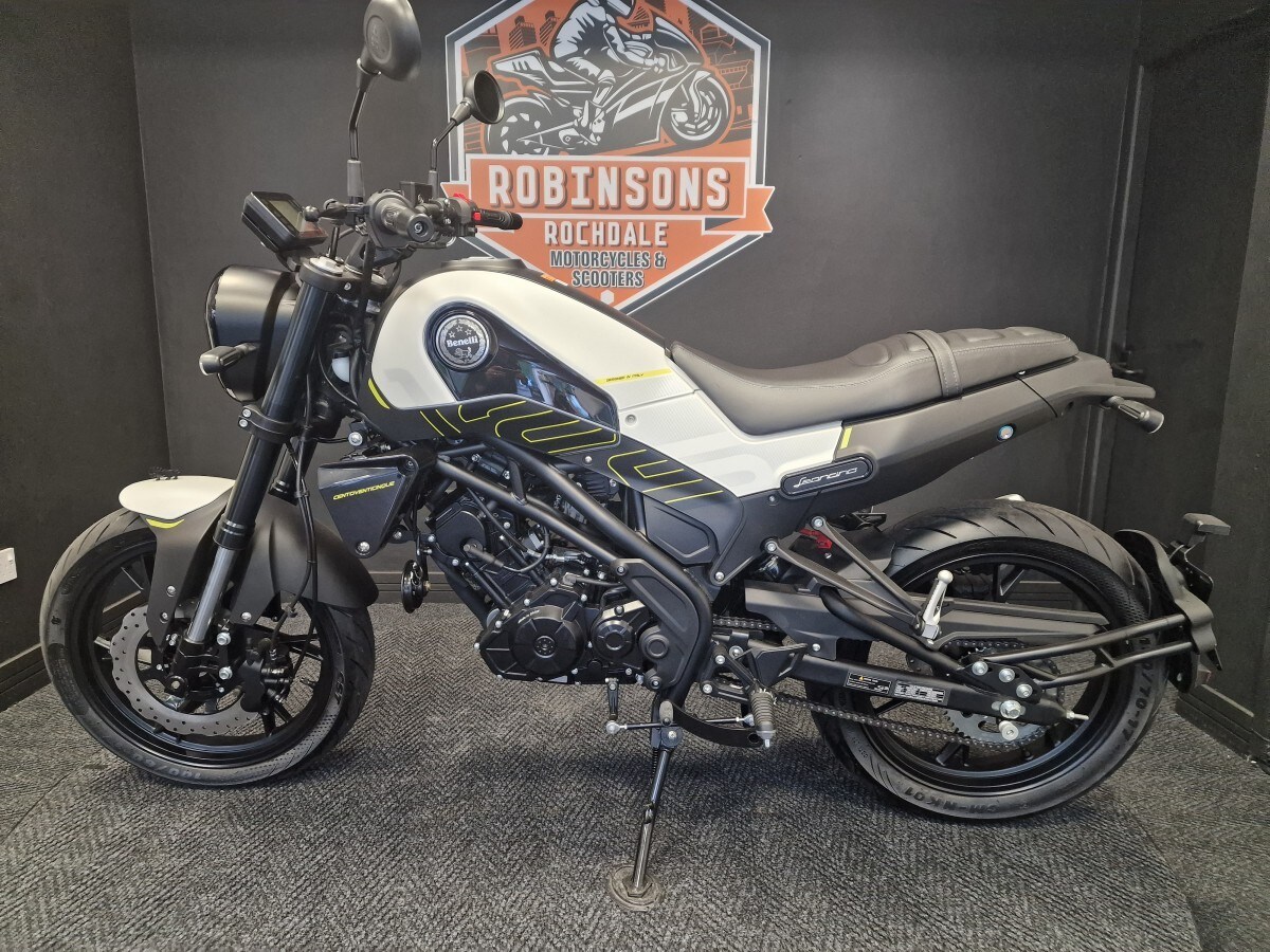 Benelli Leoncino 125cc