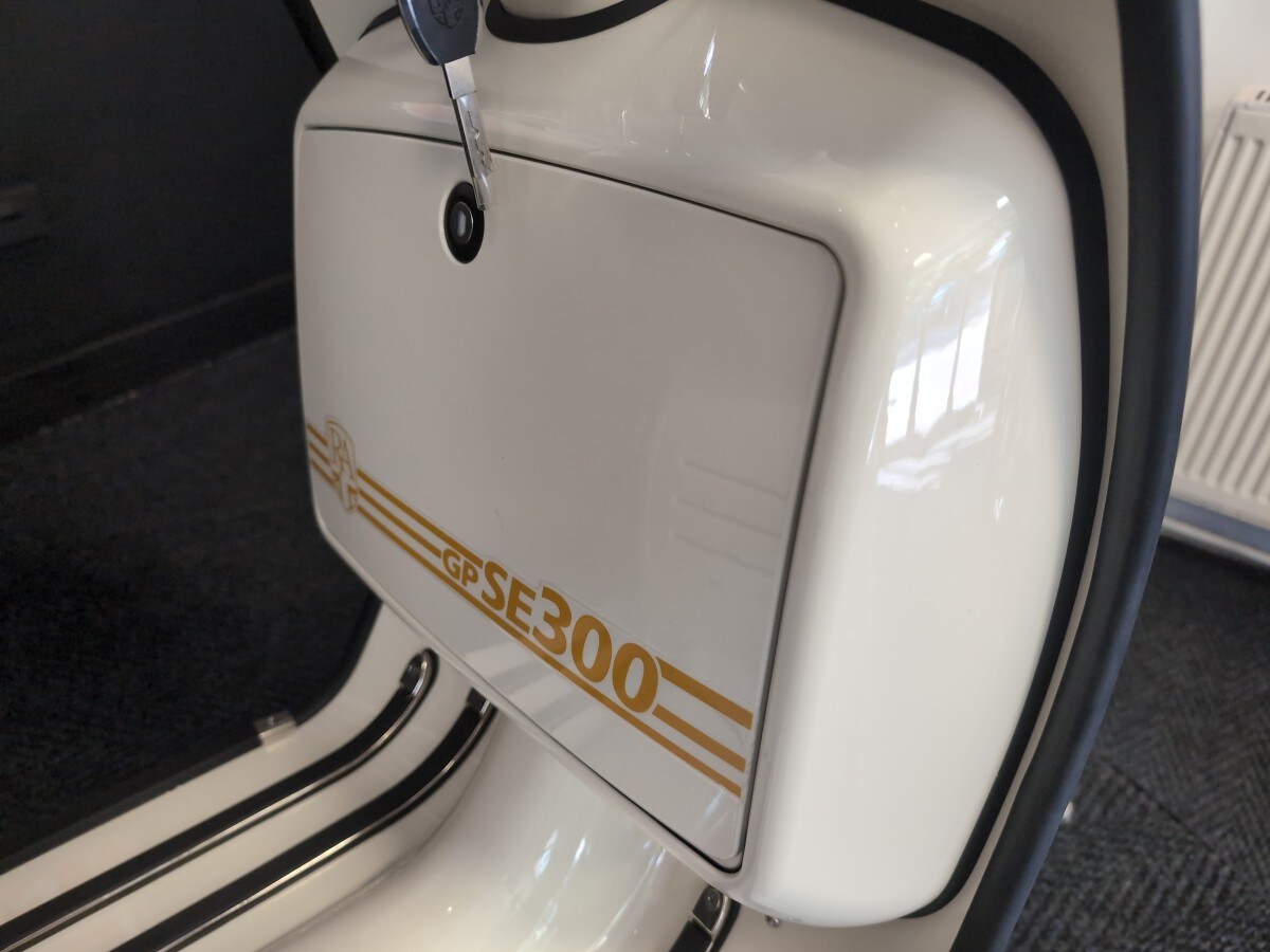 Royal Alloy GP 300 SE LC ABS