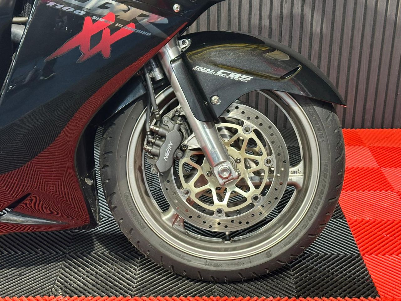 Used Honda CBR1100XX Super Blackbird for sale - 78434753: Photo 16