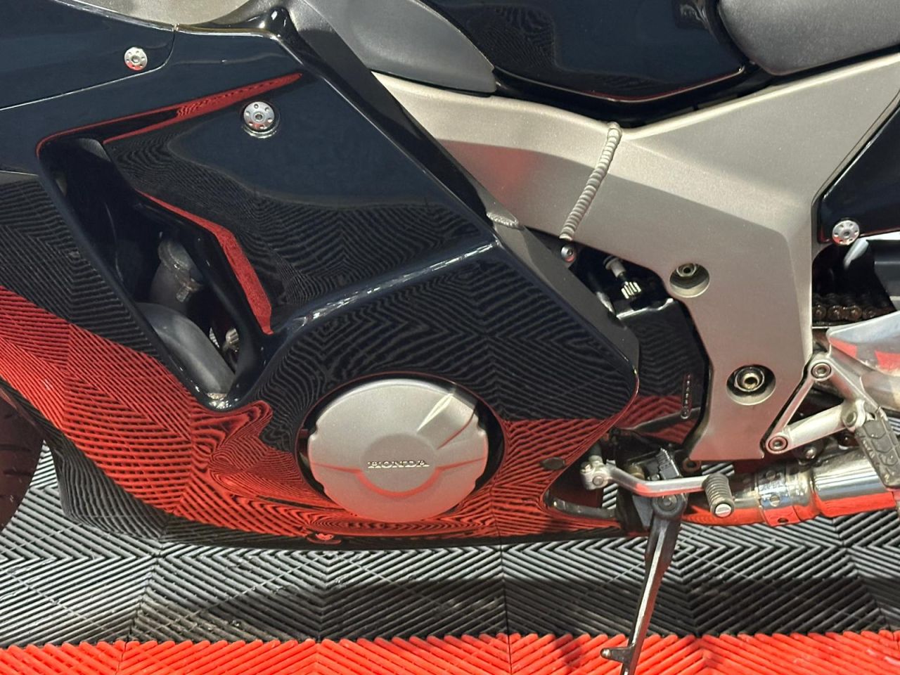 Used Honda CBR1100XX Super Blackbird for sale - 78434753: Photo 18