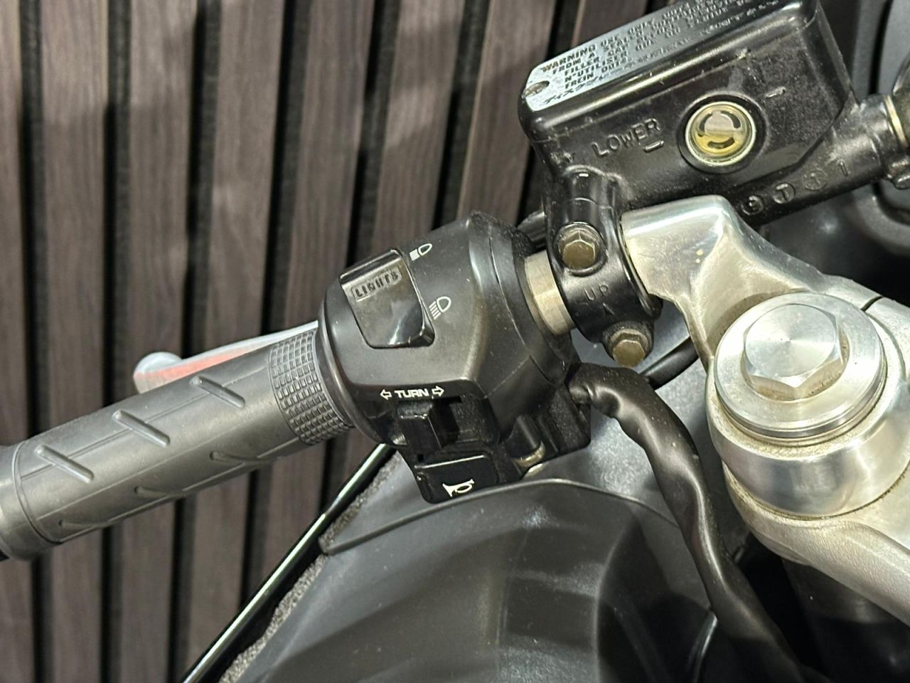 Used Honda CBR1100XX Super Blackbird for sale - 78434753: Photo 20