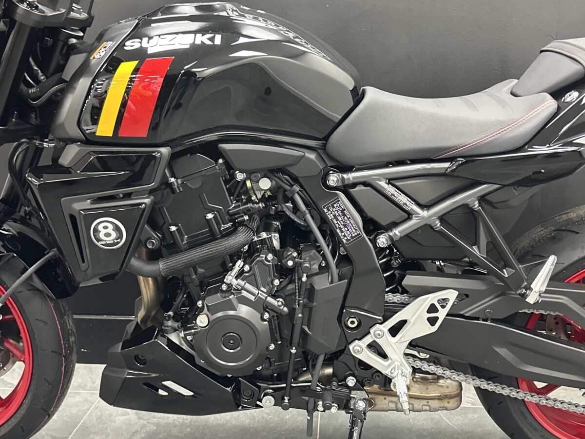 Suzuki GSX-8TT