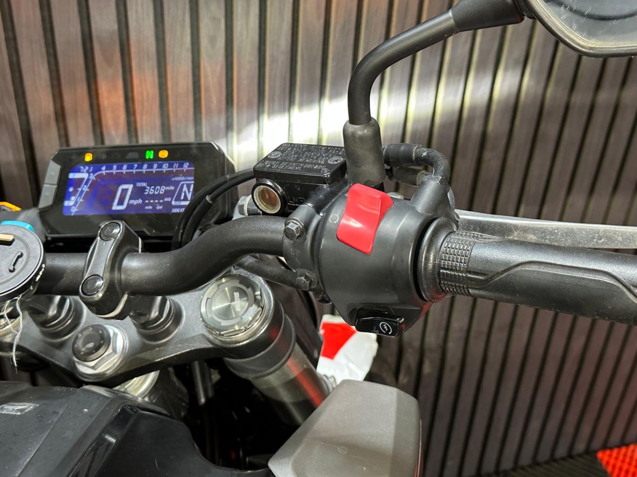 Used Honda CB125R for sale - 78435780: Photo 23