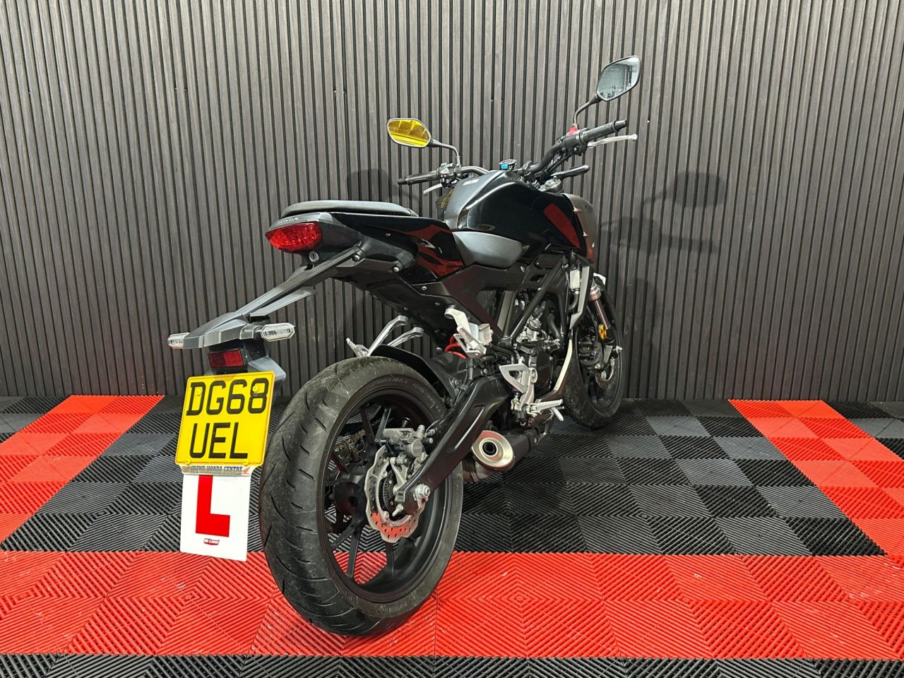 Used Honda CB125R for sale - 78435780: Photo 6