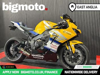 Used Honda CBR1000RR Fireblade undefined for sale - bike-79163542: Photo