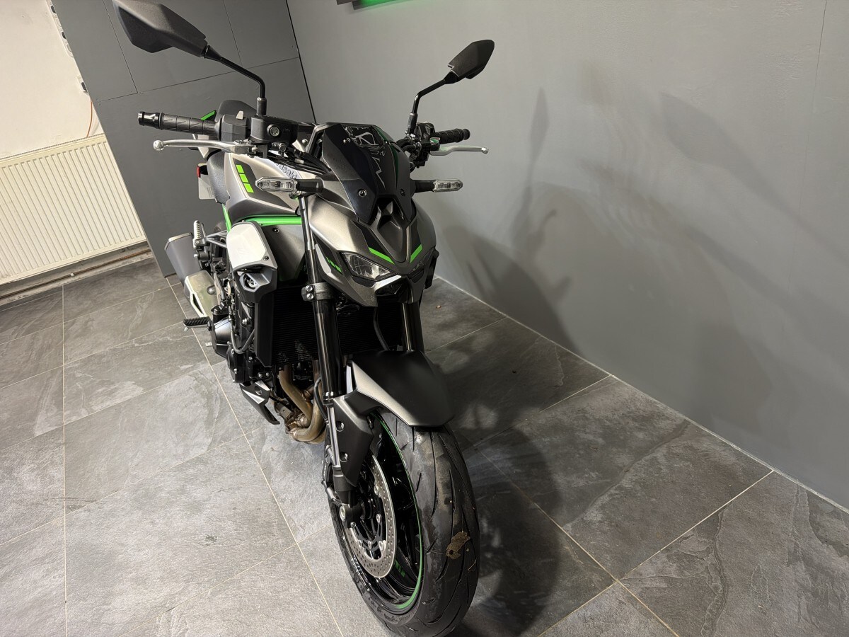 Kawasaki ZR900SSFAN DEMO