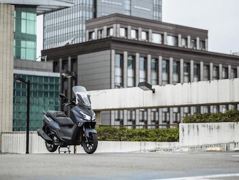 Used SYM Joymax Z+ 300cc undefined for sale - bike-77866074: Photo