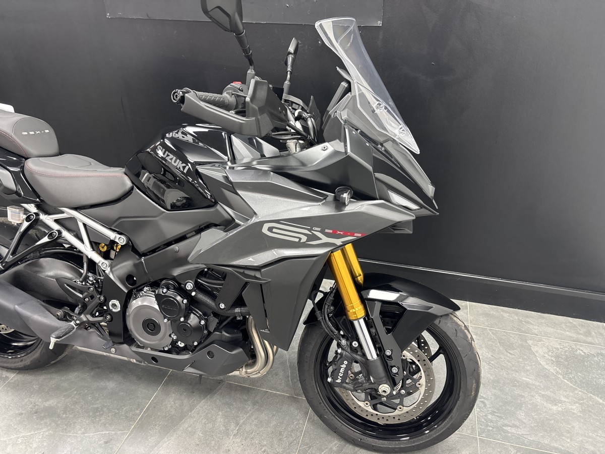 Suzuki GSX-S1000 GX