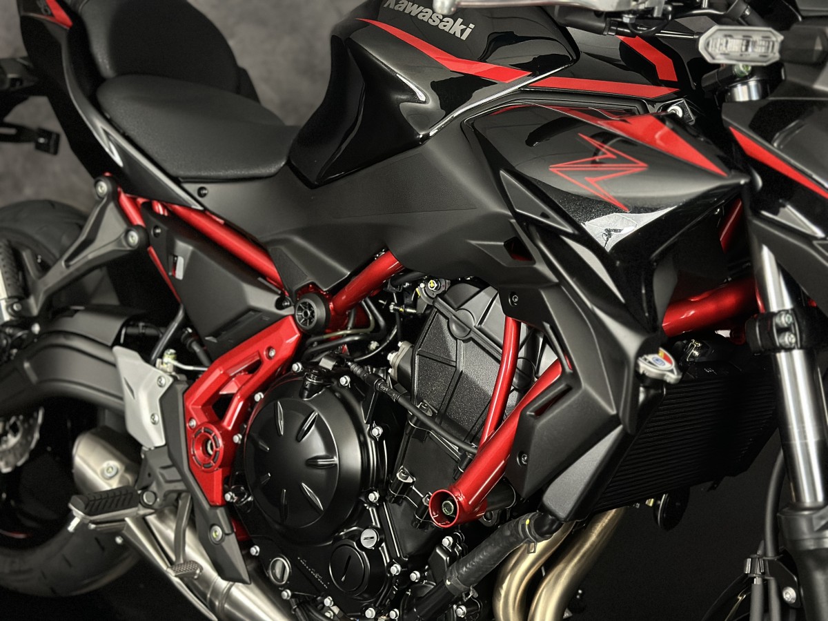 Kawasaki Z650 ER650SSFAN BK1/BK2